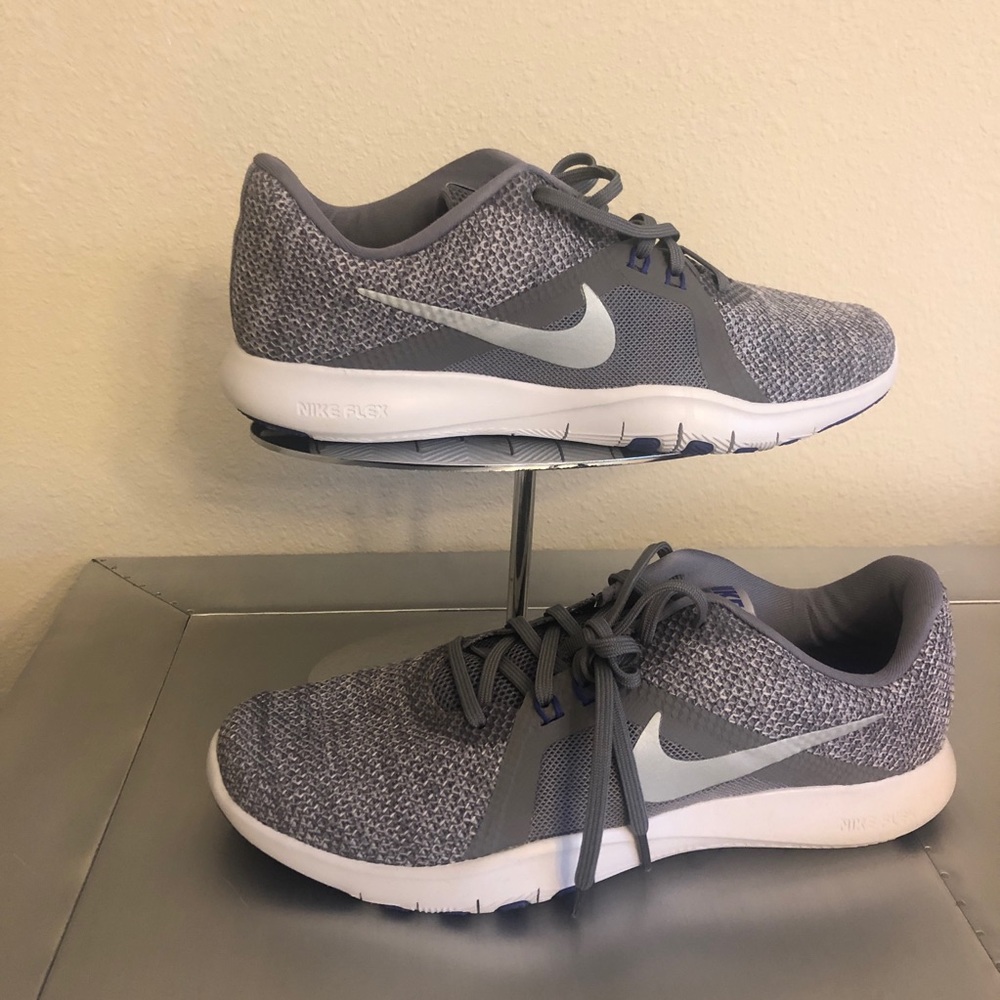 NIKE Flex Trainer Womens Sneakers size 10